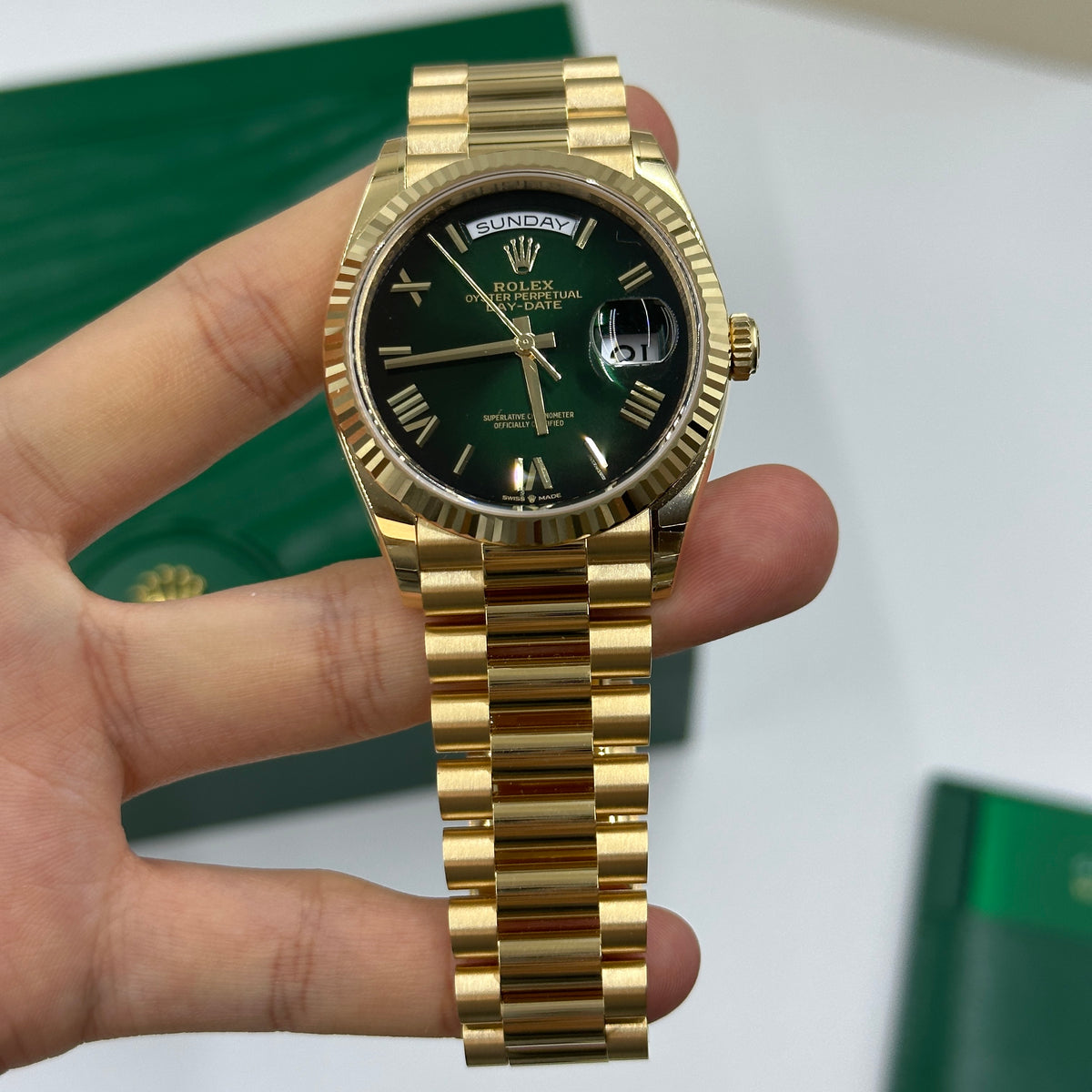 Rolex Day-Date 36 128238 Green Roman Ombre 2025