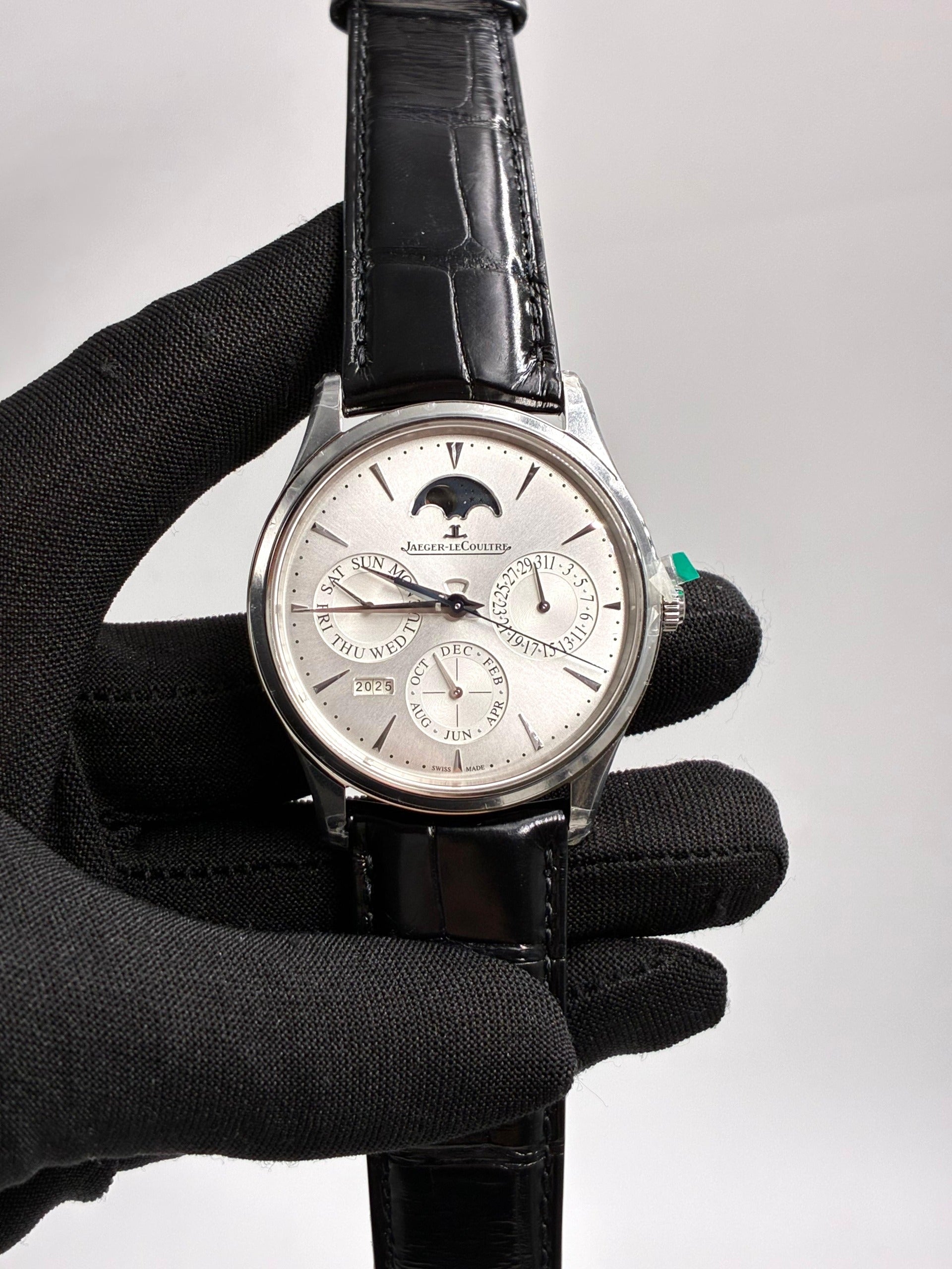 Jaeger-LeCoultre Master Ultra Thin CollectionQ114842J