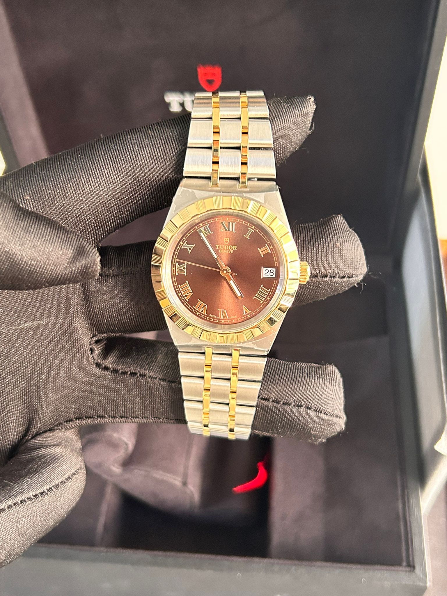 TUDOR ROYAL M28403-0008