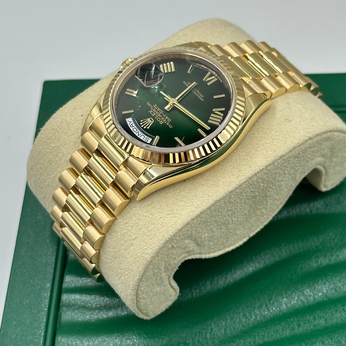 Rolex Day-Date 36 128238 Green Roman Ombre 2026