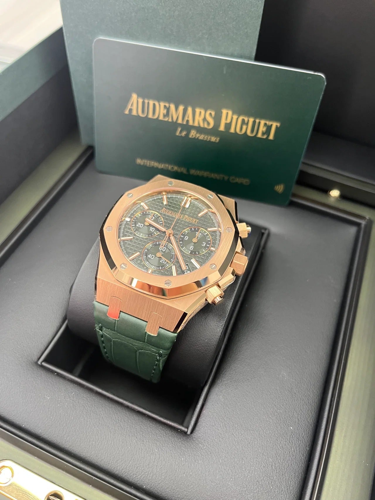 Audemars Piguet Royal Oak Chronograph 26240OR.OO.D404CR.02 2025