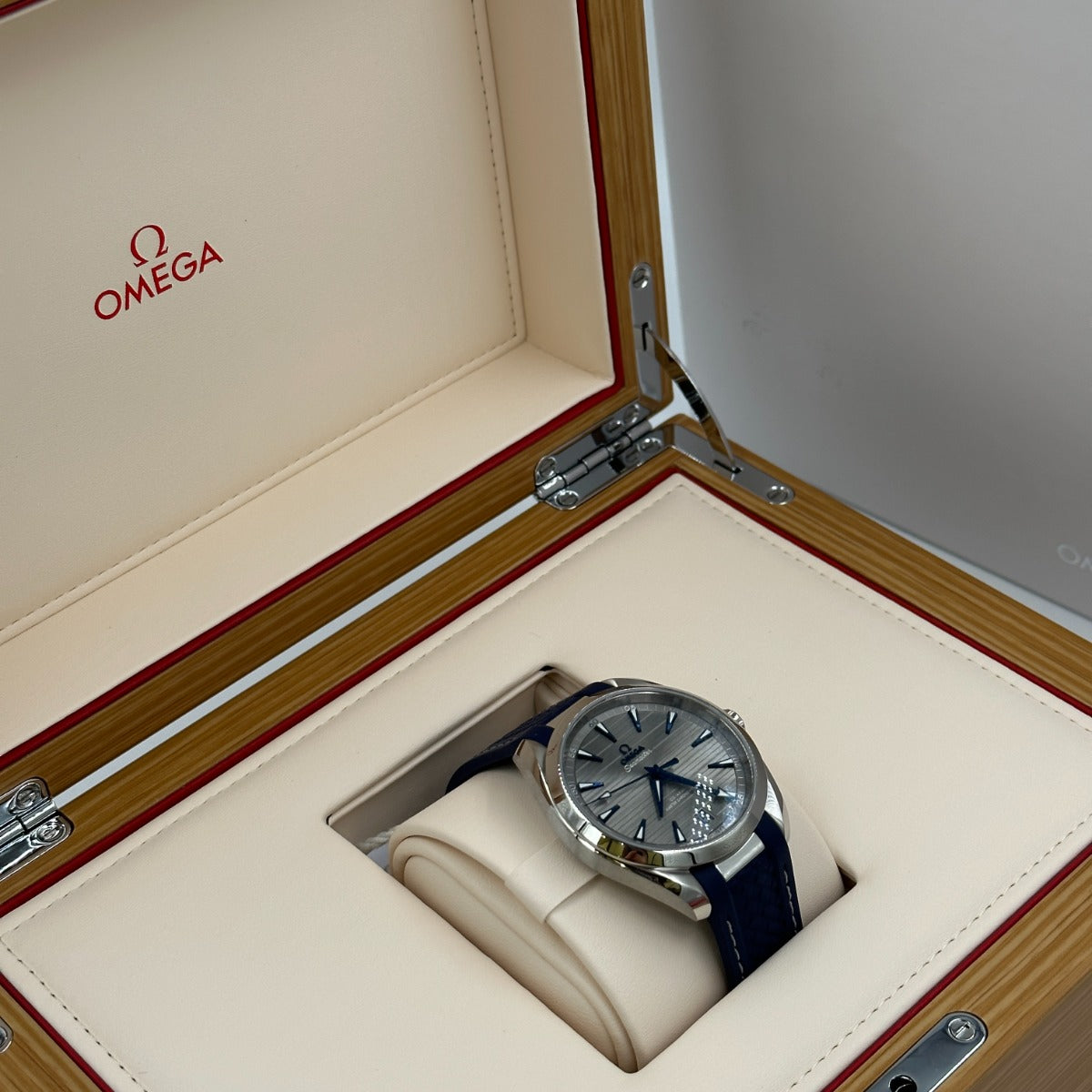 Omega Seamaster Aqua Terra 220.12.41.21.06.001 2026