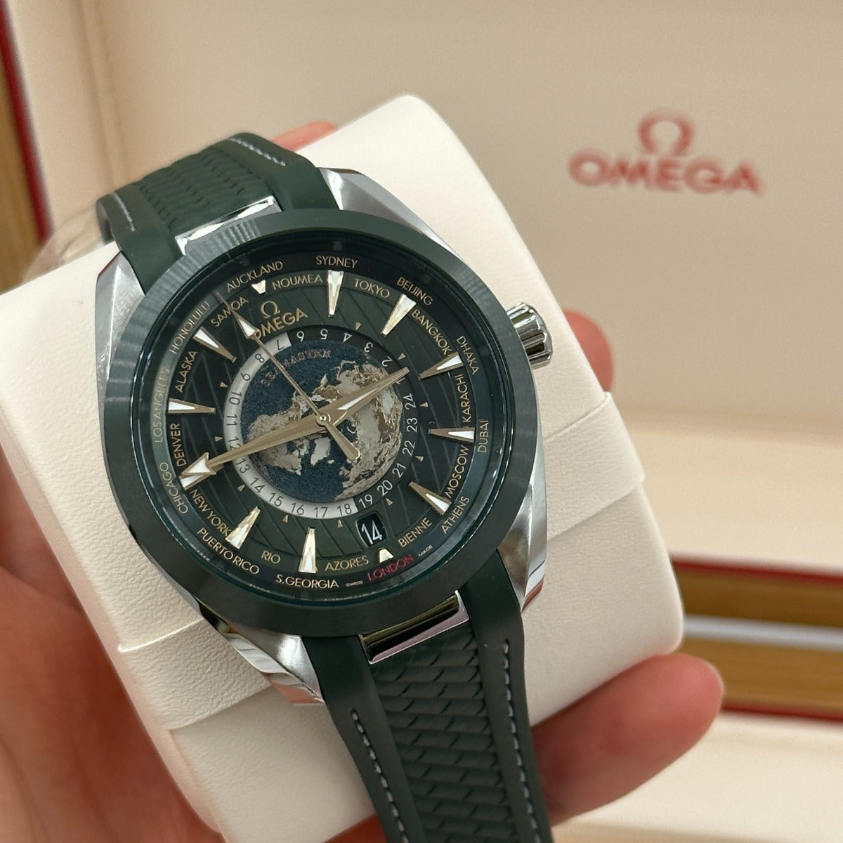 Omega 220.32.43.22.10.001 Aqua Terra 150m Co‑axial Master Chronometer
