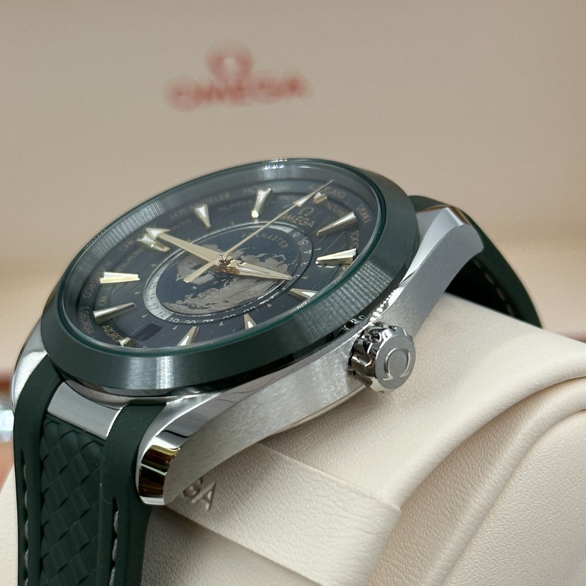 Omega 220.32.43.22.10.001 Aqua Terra 150m Co‑axial Master Chronometer