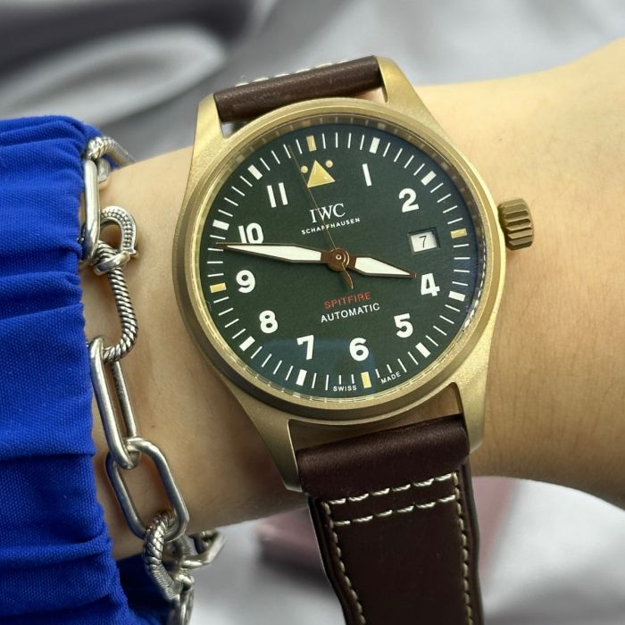 Iwc spitfire gold hotsell