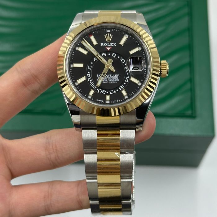 EW Watches Rolex Sky Dweller m326933 0002