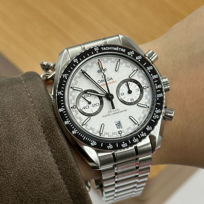 EW Watches Omega Co Axial Master Chronometer Chronograph 44.25 mm 329.30.44.51.04.001