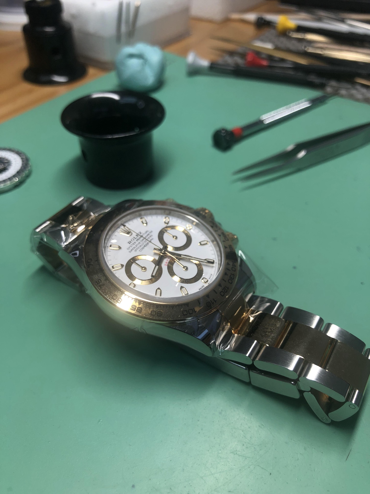 How to know the real rolex watch daytona